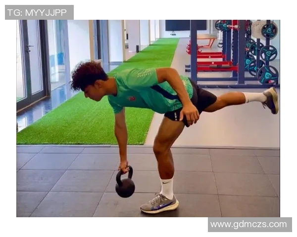 健身房中最具人气的足球明星是谁揭秘他们的训练秘诀与场外生活